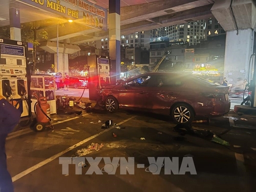 Hà Nội: Tạm giữ lái xe ô tô liên quan đến vụ tai nạn làm 8 người bị thương