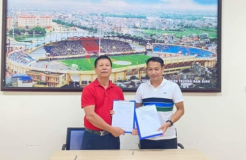 Nam Định FC bổ nhiệm huấn luyện viên Vũ Hồng Việt