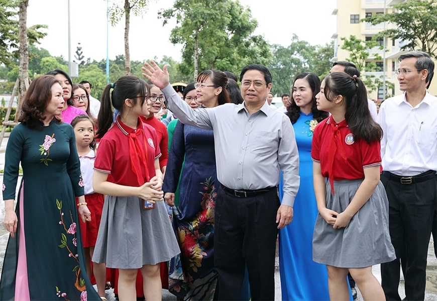 Thủ tướng Chính phủ Phạm Minh Chính thăm và làm việc với Ban Thường vụ Tỉnh uỷ Lào Cai và các đơn vị