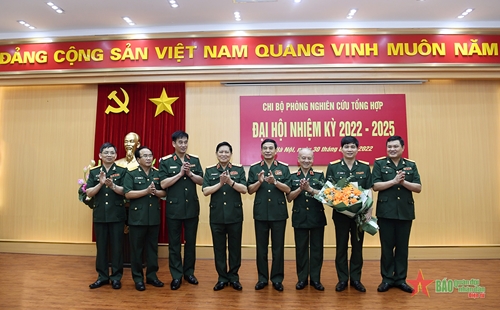 Đại tướng Phan Văn Giang dự Đại hội Chi bộ Phòng Nghiên cứu tổng hợp, Văn phòng Bộ Quốc phòng