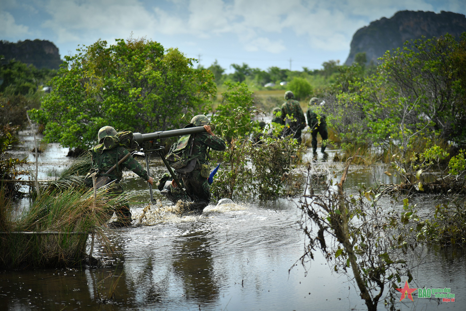 Kiên Giang nâng cao khả năng tác chiến phòng thủ địa phương