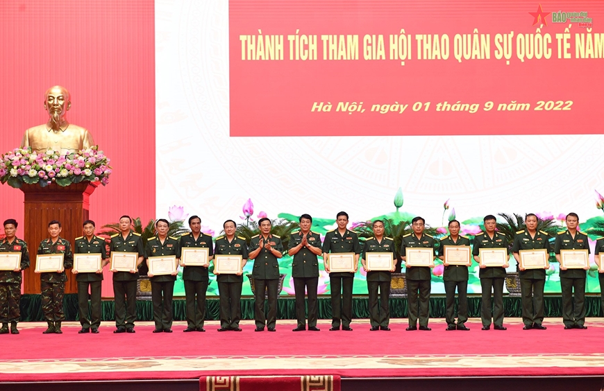 Bộ Quốc phòng tuyên dương thành tích các đội tuyển và lực lượng tham gia Army Games 2022