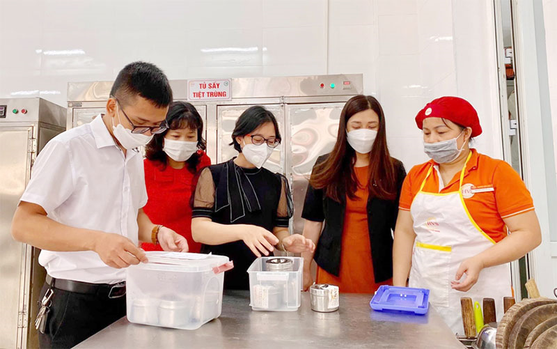 Bảo đảm bữa ăn an toàn, chất lượng cho học sinh 