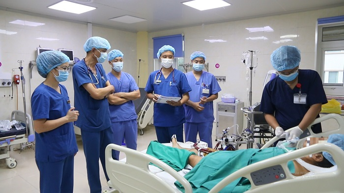 Cứu sống bệnh nhân sốc tim nguy kịch bằng kỹ thuật ECMO