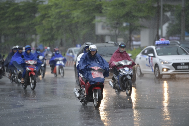 Thời tiết ngày 7-9: Nhiều khu vực trong cả nước có mưa dông