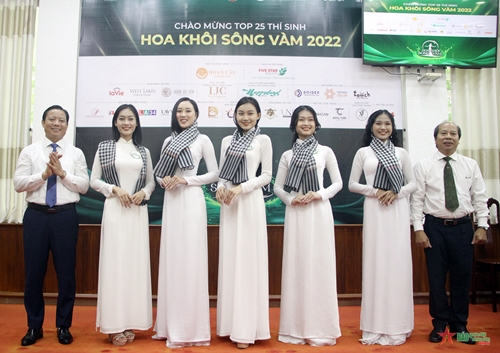 Lãnh đạo tỉnh Long An gặp mặt, động viên tốp 25 thí sinh cuộc thi Hoa khôi Sông Vàm