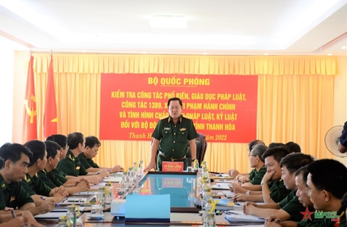 Thượng tướng Võ Minh Lương kiểm tra tại Bộ chỉ huy Bộ đội Biên phòng tỉnh Thanh Hóa