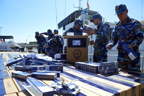 Bộ đội Biên phòng, Cảnh sát biển tăng cường chống buôn lậu
