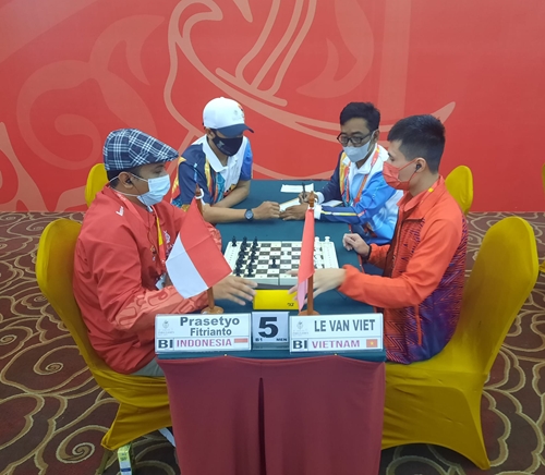 Đội tuyển cờ vua người khuyết tật Hà Nội: Tự tin hướng tới tương lai 