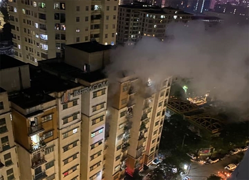 Hà Nội: Vụ cháy chung cư ở quận Nam Từ Liêm không gây thiệt hại về người