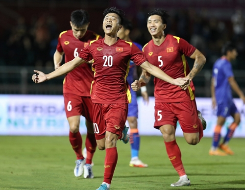 Đội tuyển Việt Nam vô địch giải bóng đá giao hữu quốc tế