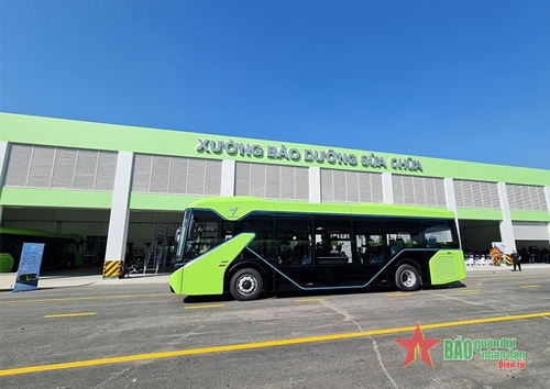 Hiện thực hóa mục tiêu chuyển đổi xanh hệ thống xe buýt Thủ đô