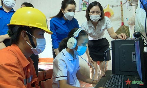 Gỡ khó cho công tác cán bộ đoàn địa bàn dân cư ở TP Hà Nội