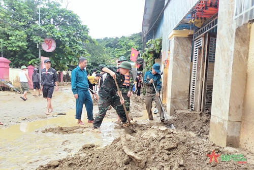 Lũ quét tại huyện Kỳ Sơn, Nghệ An: Quân dân khẩn trương khắc phục hậu quả
