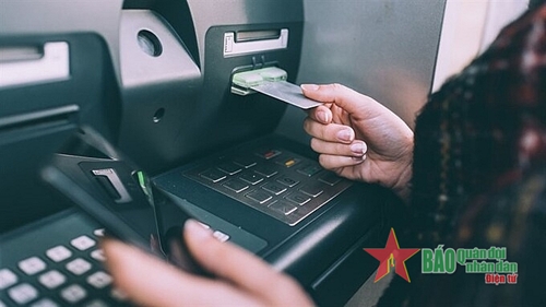 Hà Nội sẽ có nhiều điểm rút tiền bằng CCCD gắn chip thay thẻ ATM

