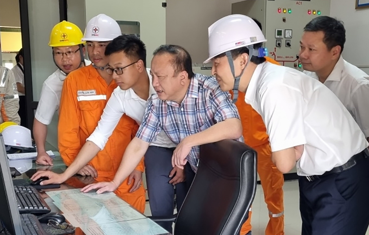 Đào tạo nguồn nhân lực chất lượng cao cho ngành điện miền Bắc