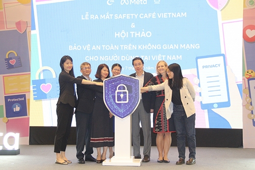  Bảo vệ an toàn trên không gian mạng cho người dùng Việt Nam