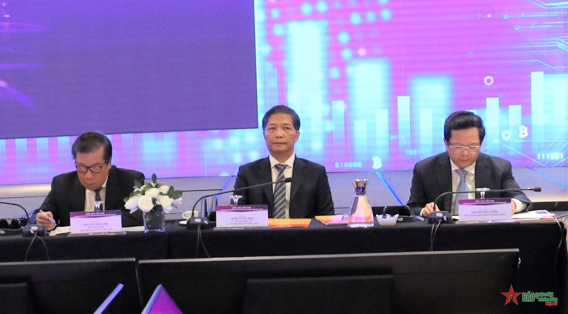 Ngành ngân hàng chủ động và tiên phong tham gia cuộc cách mạng công nghiệp lần thứ tư