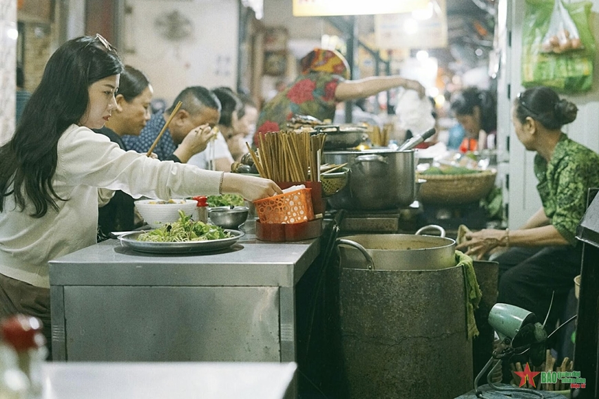 “Siêu ngõ ẩm thực” giữa lòng phố cổ