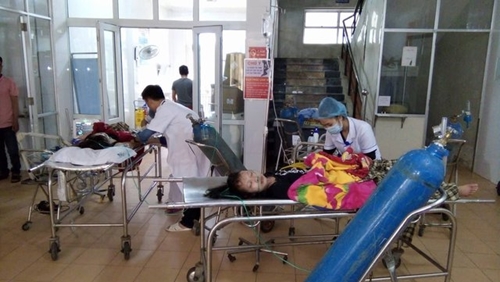 Bộ Y tế yêu cầu các tỉnh từ Quảng Bình đến Phú Yên đảm bảo khám chữa bệnh trong mưa lũ