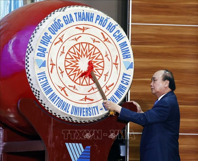 Chủ tịch nước Nguyễn Xuân Phúc dự lễ khai khóa Đại học Quốc gia TP Hồ Chí Minh