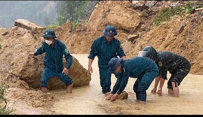 Huyện Nông Sơn (Quảng Nam) khẩn trương khắc phục hậu quả sạt lở đất