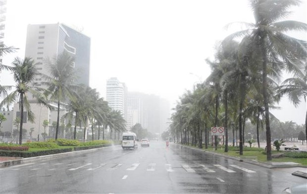 Thời tiết ngày 18-10:  Bão số 6 suy yếu khi đổ bộ vào đất liền