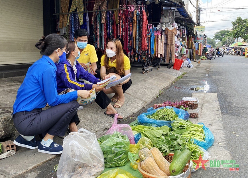 Đổi mới để phục vụ người dân