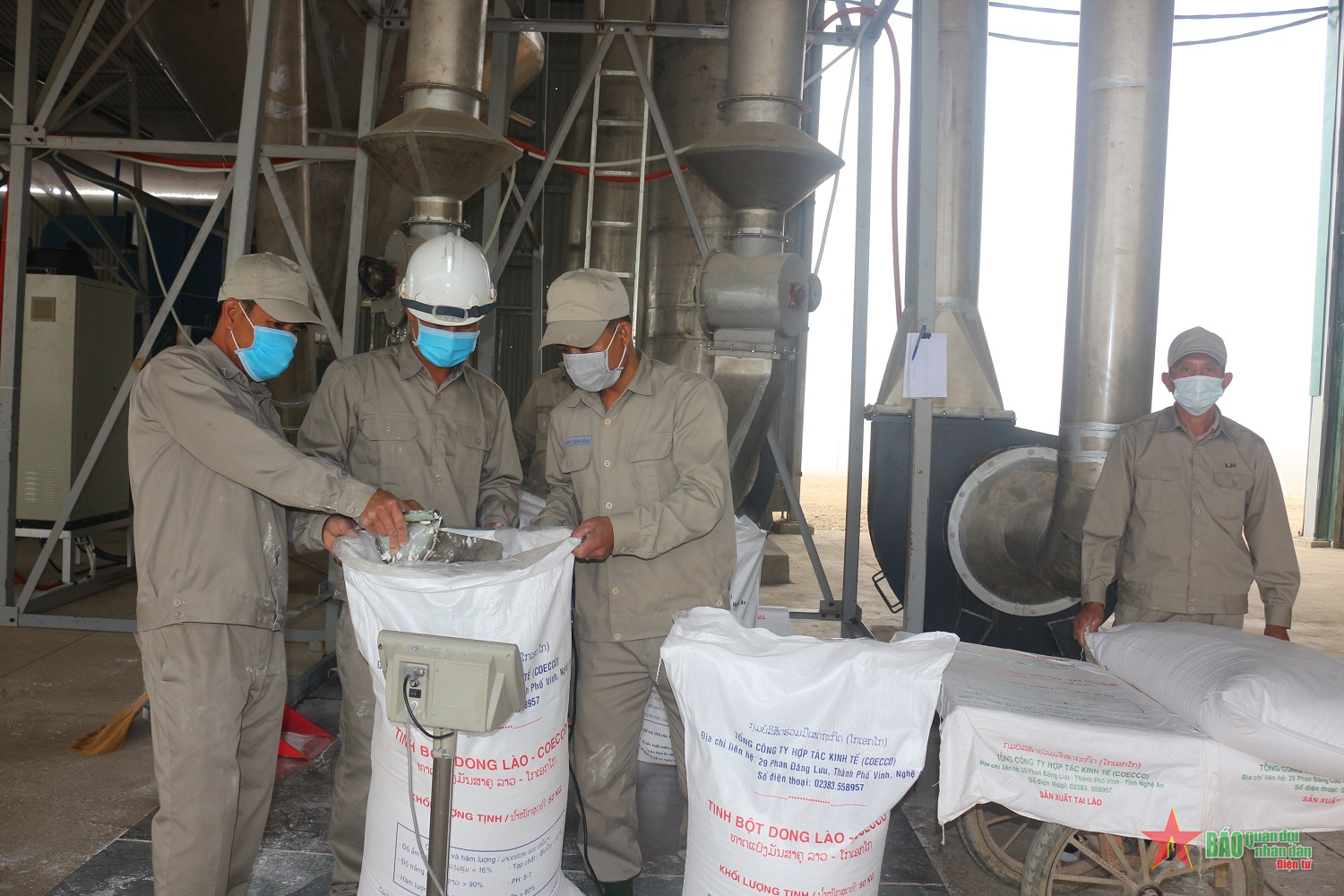 Tình đoàn kết trên đất bạn Cò Hạy