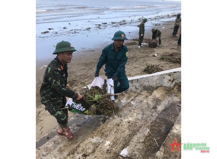 Chung tay làm sạch môi trường biển