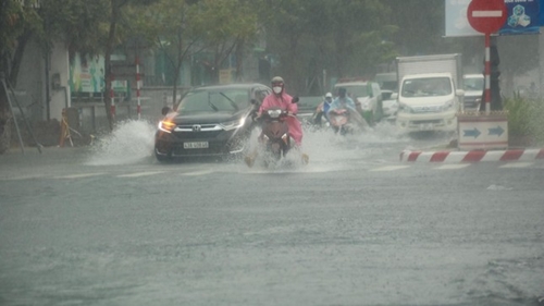 Tin thời tiết ngày 26-10: Các tỉnh miền Trung tiếp tục có mưa to