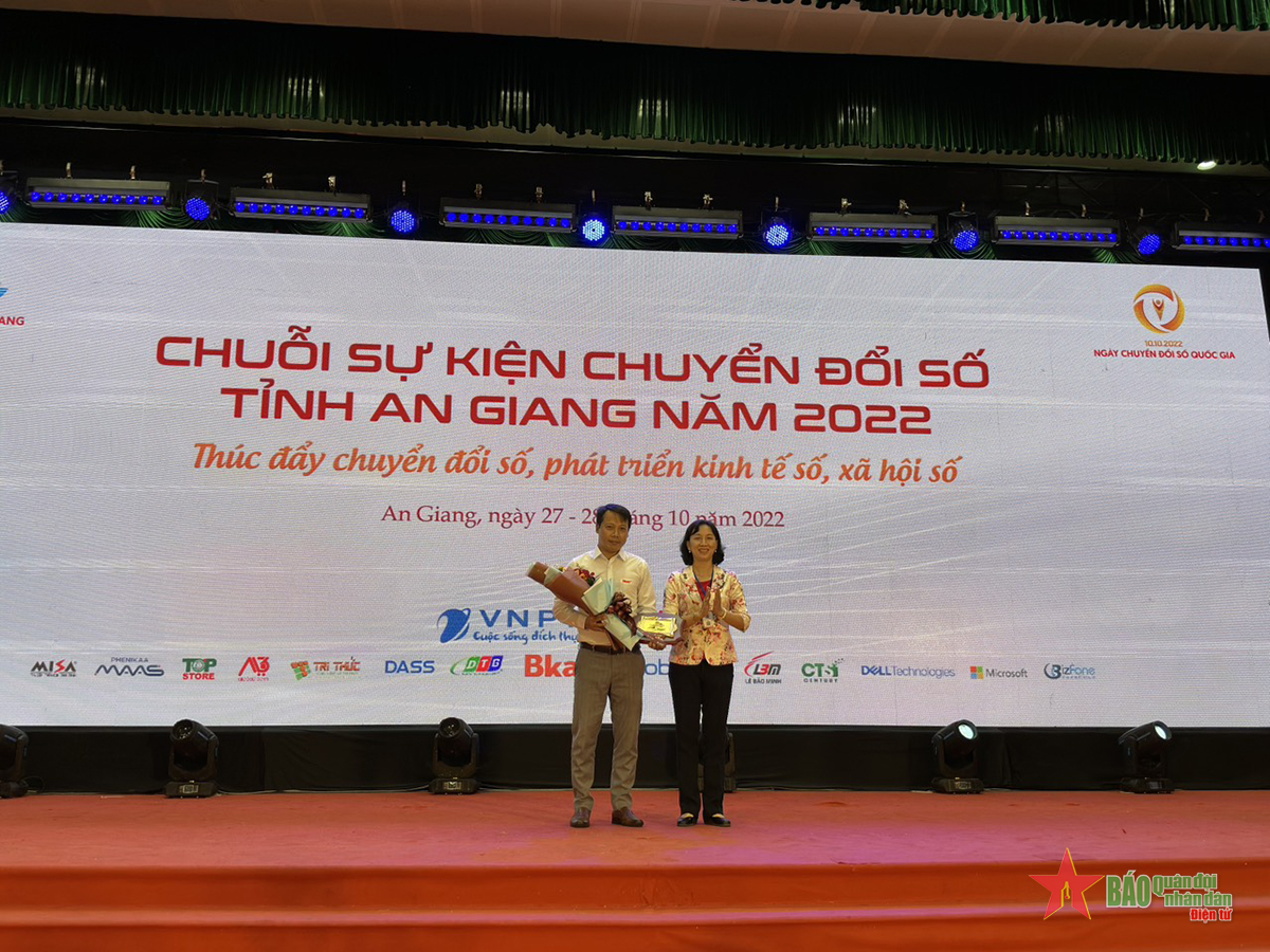 An Giang khai mạc chuỗi sự kiện chuyển đổi số năm 2022