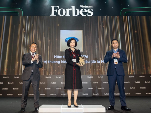 Vinamilk - Thương hiệu “tỷ USD” duy nhất trong top 25 thương hiệu F&B dẫn đầu của Forbes Việt Nam