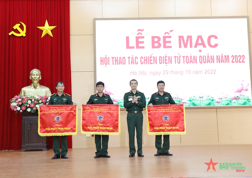 Bế mạc hội thao tác chiến điện tử toàn quân năm 2022