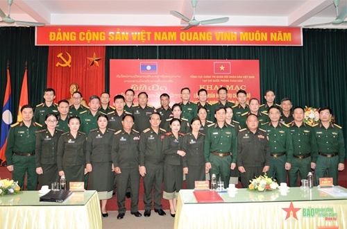 Tập huấn nghiệp vụ cho cán bộ Tạp chí Quốc phòng Quân đội nhân dân Lào