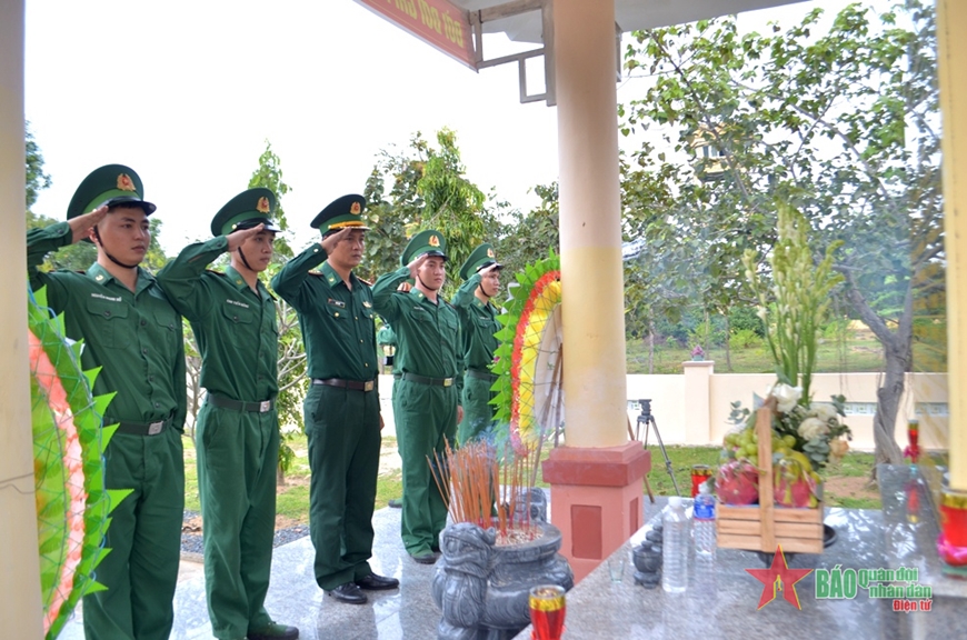 Khánh thành Nhà bia ghi danh các liệt sĩ hy sinh tại khu vực Đồn Biên phòng Ea H’leo