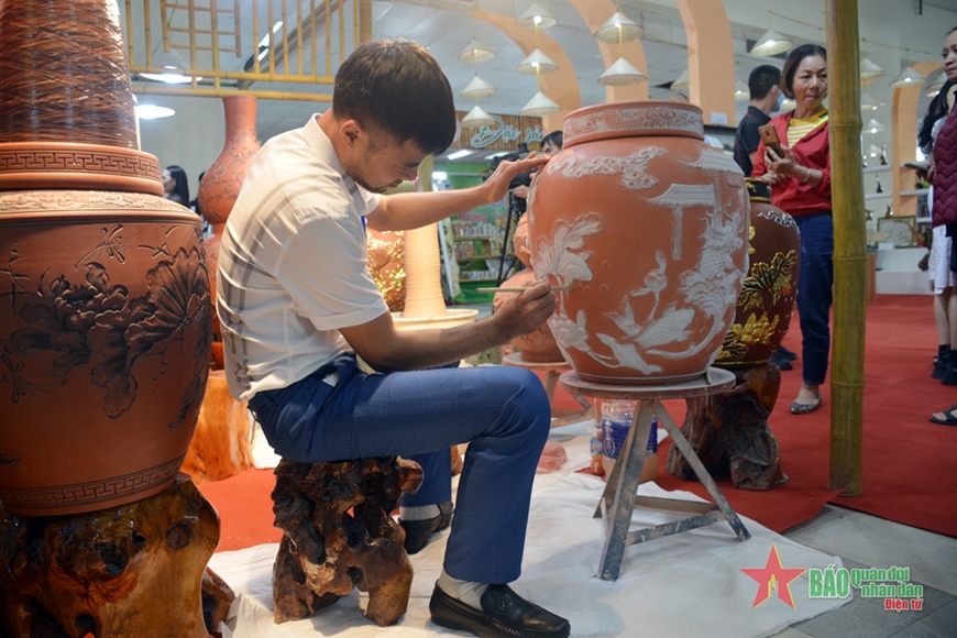 Khai mạc Hội chợ Làng nghề và sản phẩm OCOP Việt Nam lần thứ 18