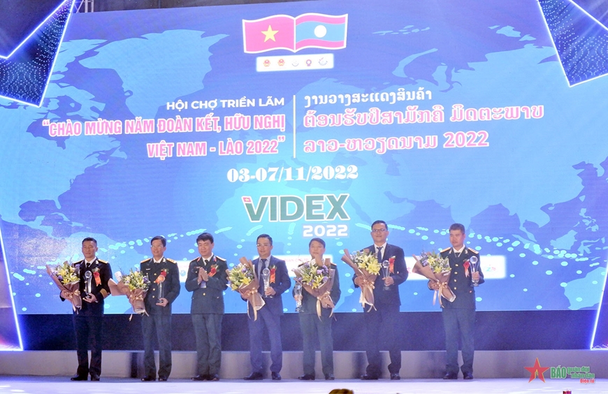 Tổng công ty Tân Cảng Sài Gòn tham gia Hội chợ triển lãm “Chào mừng năm Đoàn kết, Hữu nghị Việt Nam – Lào 2022”
