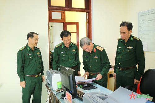 Tổng cục Chính trị Quân đội nhân dân Việt Nam kiểm tra hoạt động công tác Đảng, công tác chính trị tại Bộ Chỉ huy BĐBP tỉnh Thừa Thiên Huế