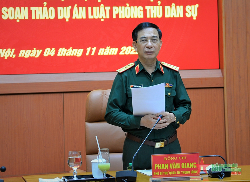 Đại tướng Phan Văn Giang làm việc với Ban soạn thảo Dự án Luật Phòng thủ dân sự