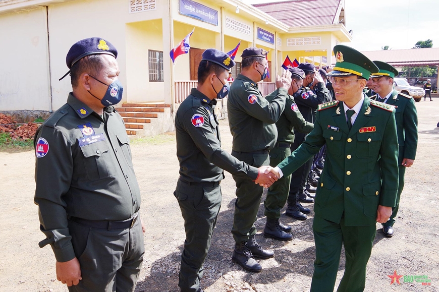 Hệ thống Biên phòng Đắk Nông năm 2024 đã được nâng cấp đáng kể, với nhiều tiện ích và trang bị hiện đại. Hãy đến và khám phá những vườn quốc gia, rừng rậm, suối nước và các khu định cư của các dân tộc miền núi tại đây.