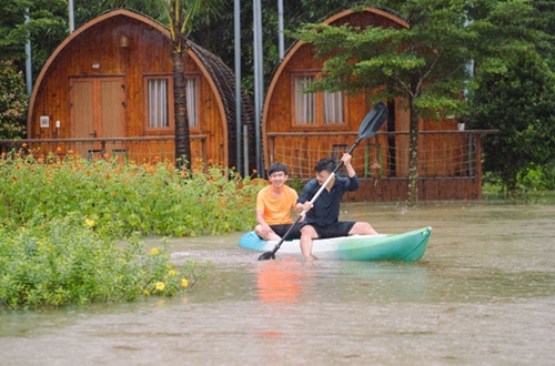 Quảng Bình: Du lịch thích ứng mùa mưa lũ
