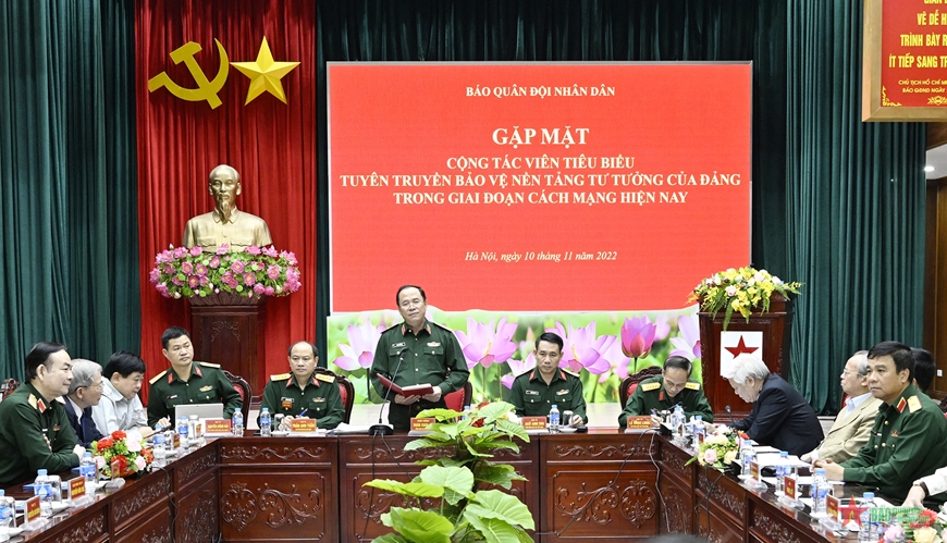 Phát huy vai trò chuyên gia trong bảo vệ nền tảng tư tưởng của Đảng