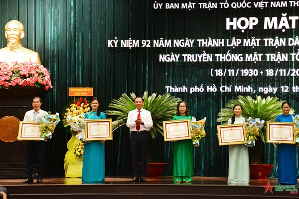 11 tập thể, cá nhân được tặng Giải thưởng “Đại đoàn kết toàn dân tộc TP Hồ Chí Minh” lần thứ ba