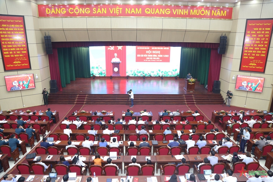 Hội nghị B&aacute;o c&aacute;o vi&ecirc;n Trung ương th&aacute;ng 11-2022