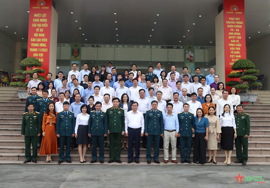 Hội nghị B&aacute;o c&aacute;o vi&ecirc;n Trung ương th&aacute;ng 11-2022