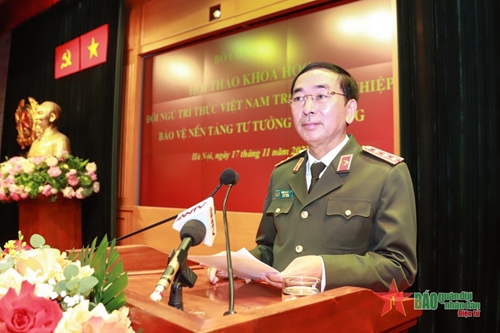 Đội ngũ trí thức Việt Nam trong sự nghiệp bảo vệ nền tảng tư tưởng của Đảng
