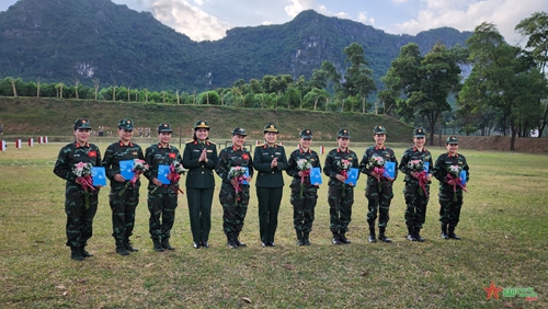 Ban Phụ nữ Quân đội chúc mừng đội tuyển súng ngắn nữ đạt thành tích xuất sắc tại AARM-30​