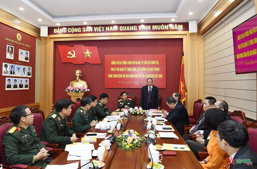 Đại tướng Phan Văn Giang thăm Trung ương Hội Nạn nhân chất độc da cam/dioxin Việt Nam