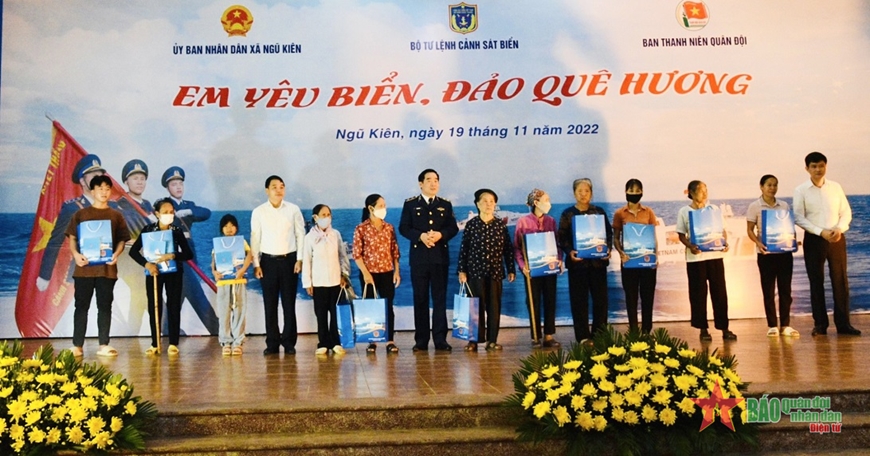 Cuộc thi “Em yêu biển, đảo quê hương” xây dựng lòng yêu nước